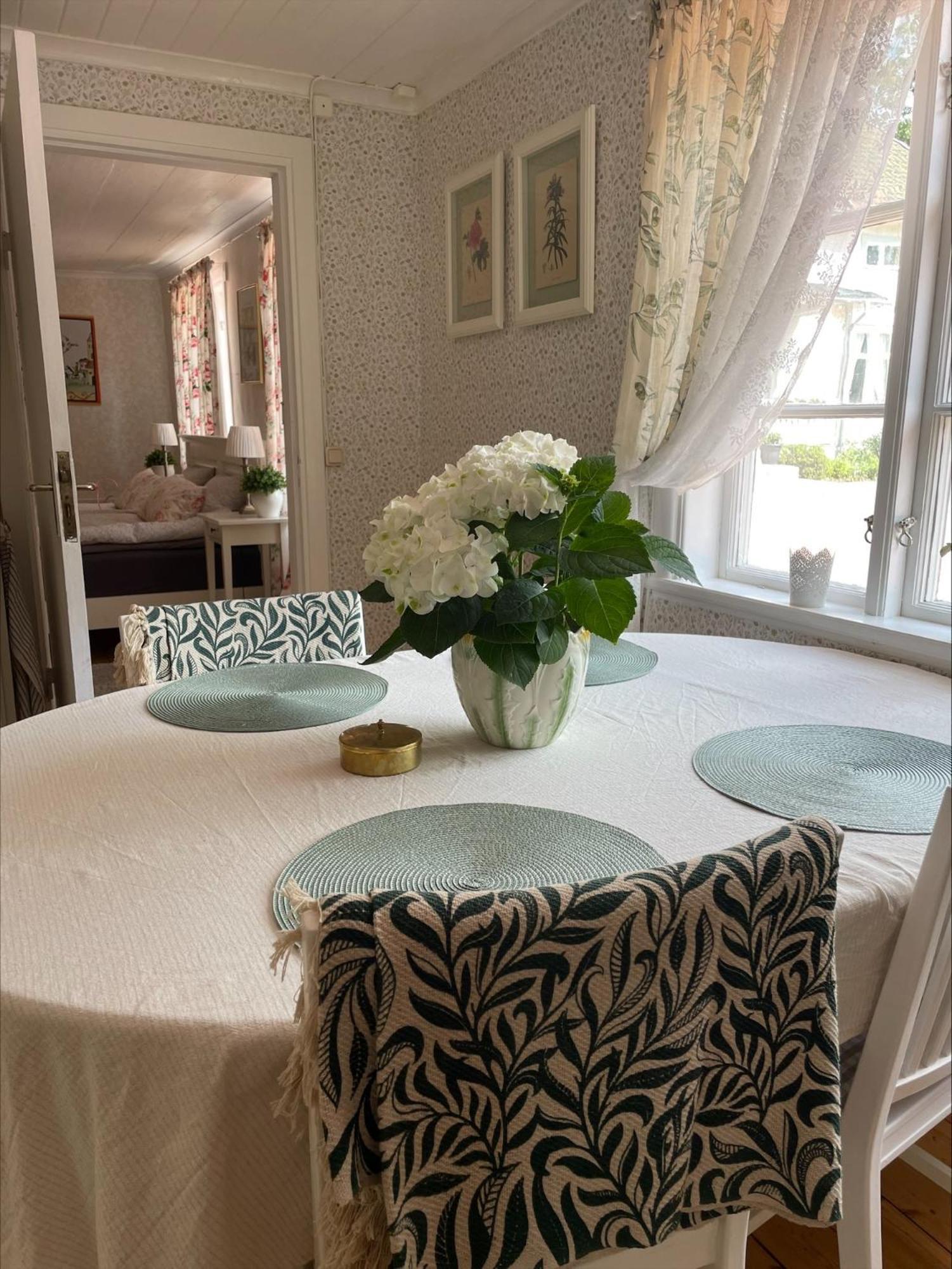 Kolbäck Baersta Bagarstugan Bnb المظهر الخارجي الصورة